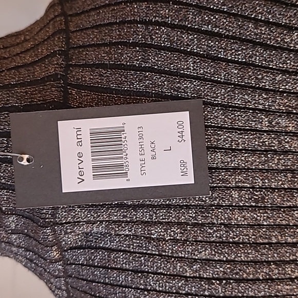 Verve ami, size large, black, ribbed knit  long sleeve with cold shoulders. - Picture 4 of 5
